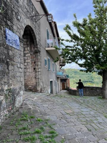Casa Angolo Cantina Nel Castello Montegiovi エクステリア 写真